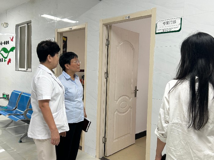 安庆市残联赴安庆启怡医院开展调研
